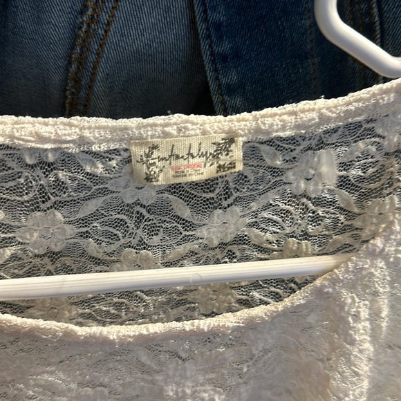 NWOT Free People sheer, lace T - Picture 4 of 6